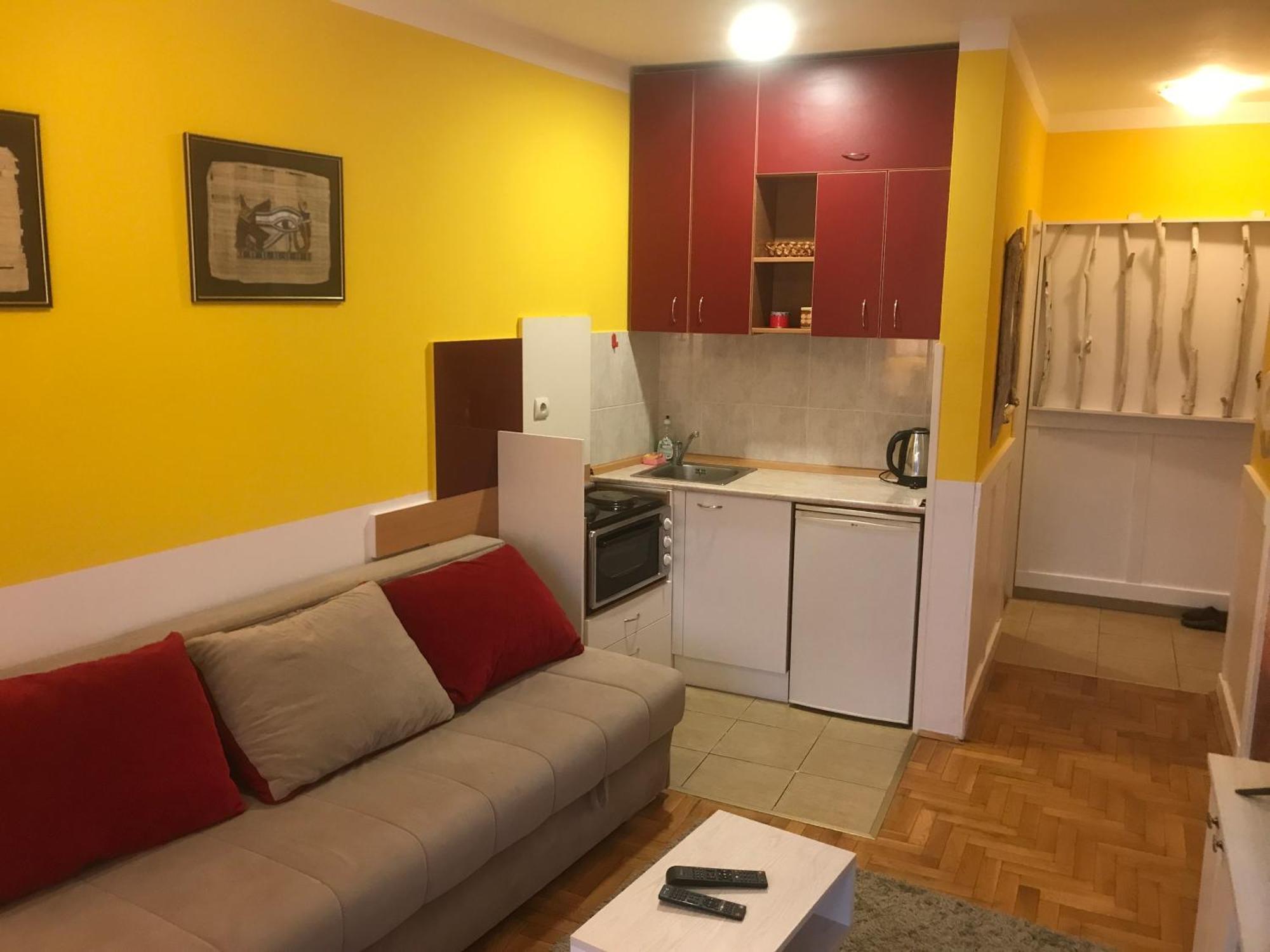 Studio Tina Sajam Нови-Сад Экстерьер фото